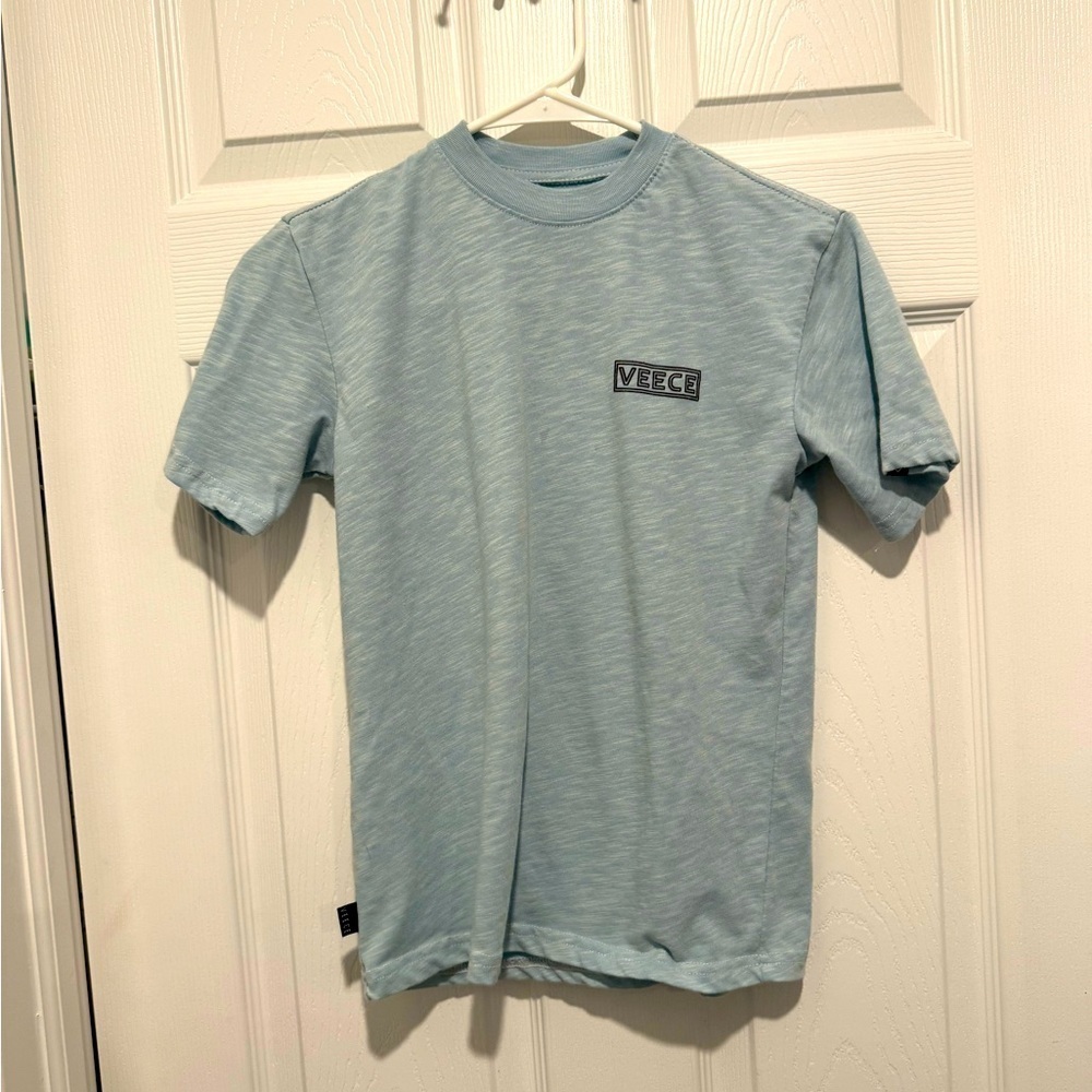 Veece Starbound T-Shirt Youth Size Small. From The Buckle. Fits size 8